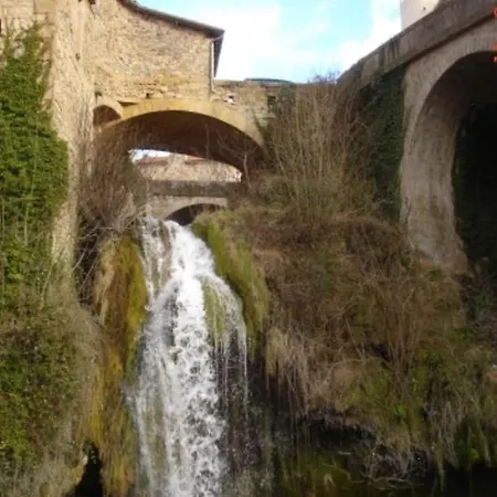Oda ve Kahvaltı Au Calme Avec Privatif Gratuit Sud Aveyron Les Palmiers Des Causses