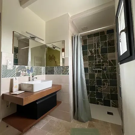 Bed & Breakfast Au Calme Avec Privatif Gratuit Sud Aveyron Les Palmiers Des Causses Saint-Rome-de-Tarn