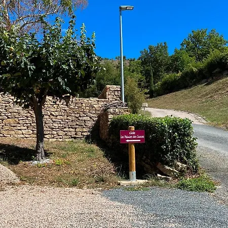 Au Calme Avec Privatif Gratuit Sud Aveyron Les Palmiers Des Causses Bed & Breakfast 3*