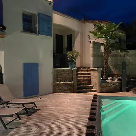 Au Calme Avec Privatif Gratuit Sud Aveyron Les Palmiers Des Causses Saint-Rome-de-Tarn