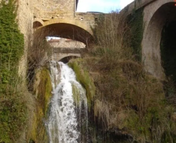 ベッド・アンド・ブレックファスト Au Calme Avec Privatif Gratuit Sud Aveyron Les Palmiers Des Causses